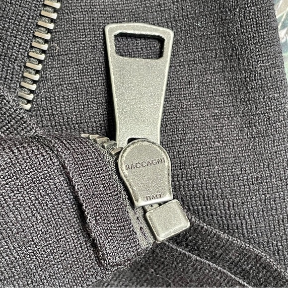 Navy zip up, hooded sweatshirt Authier - Picture 15 of 16